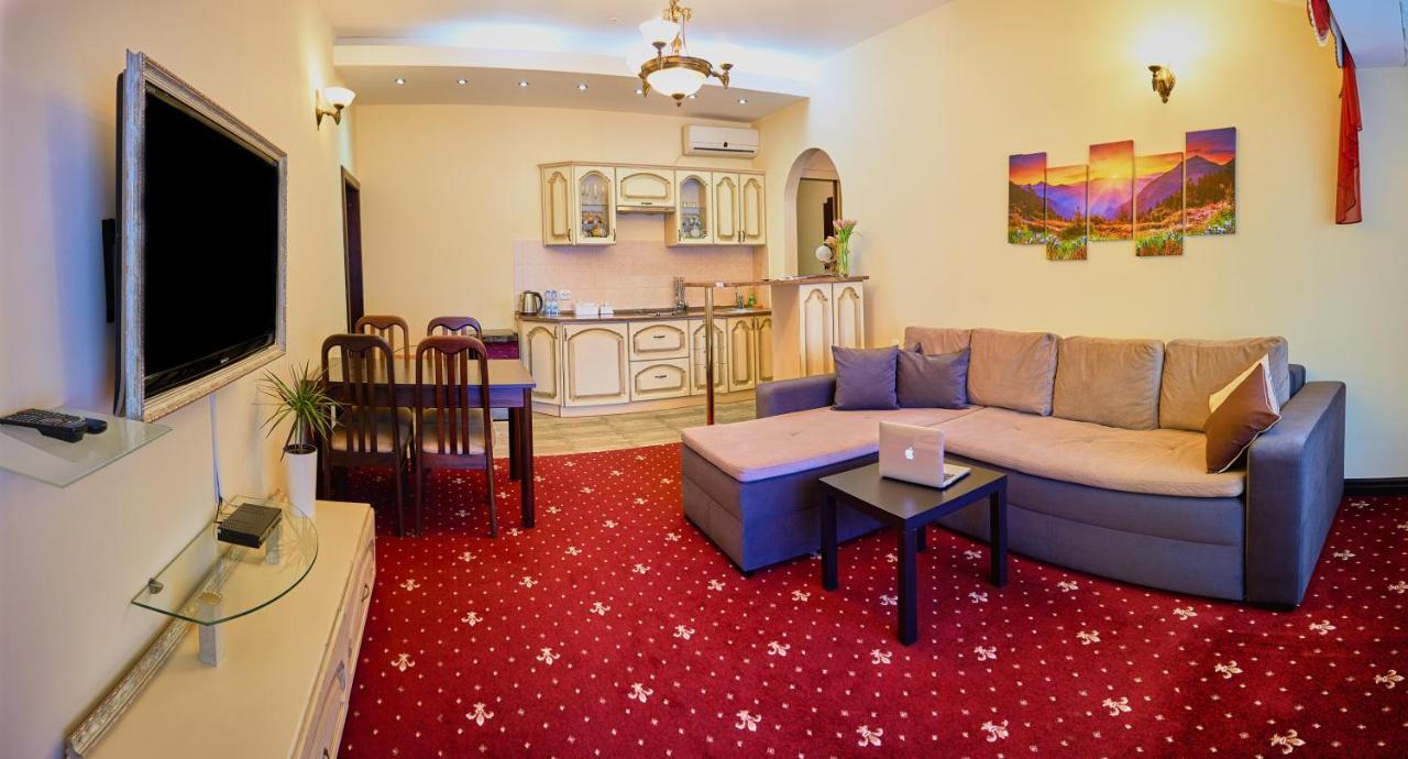 Двокімнатні Апартаменти На Лукіяновича, 3 Lvov Exteriér fotografie